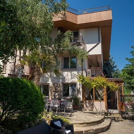 La Casa Βάρνα