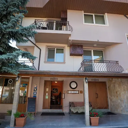 Πανσιόν La Casa